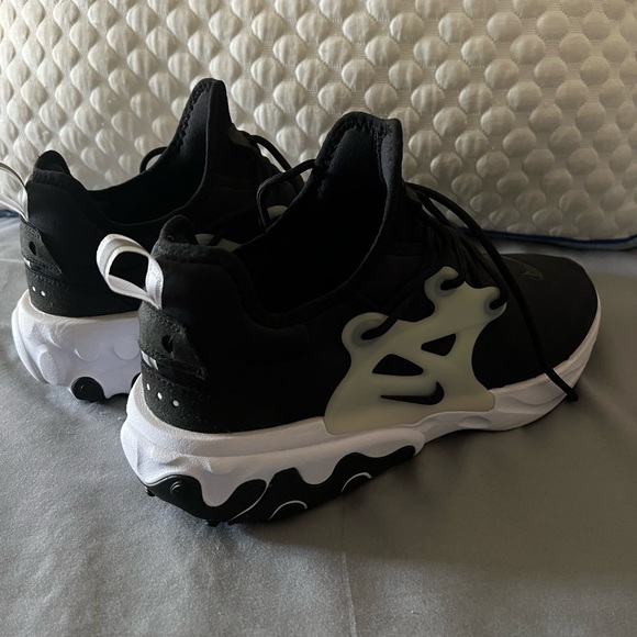 Size 10 Nike React Presto “GHOST” - Picture 2 of 3